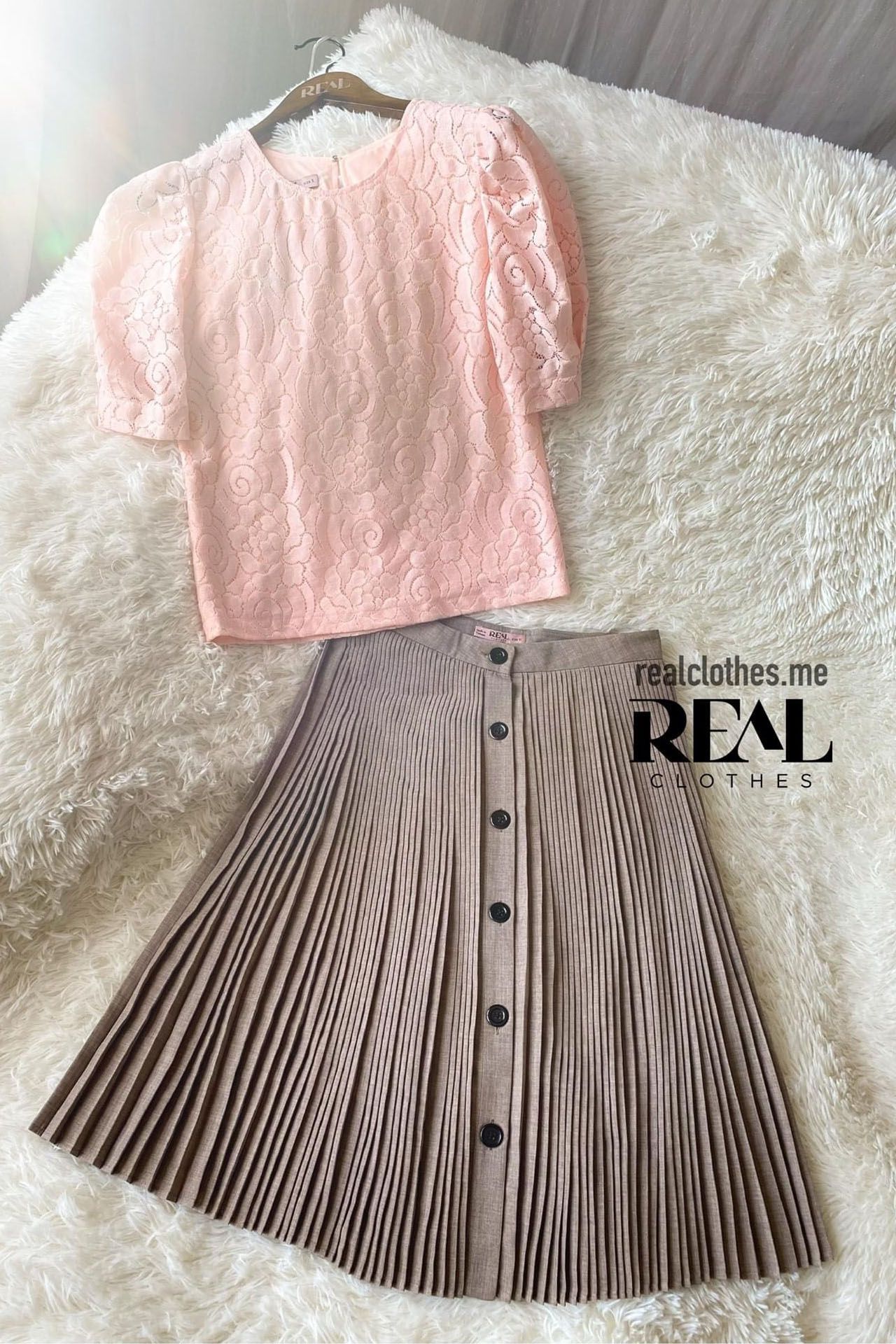 Áo milan ren hồng cam - size S