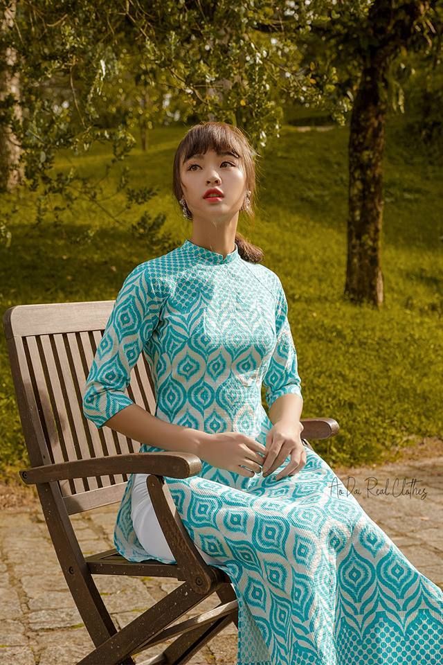 Áo dài lan khuê xanh - SALE