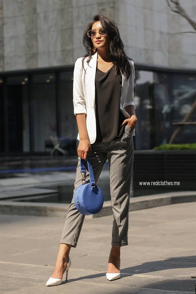 Blazer dài trắng