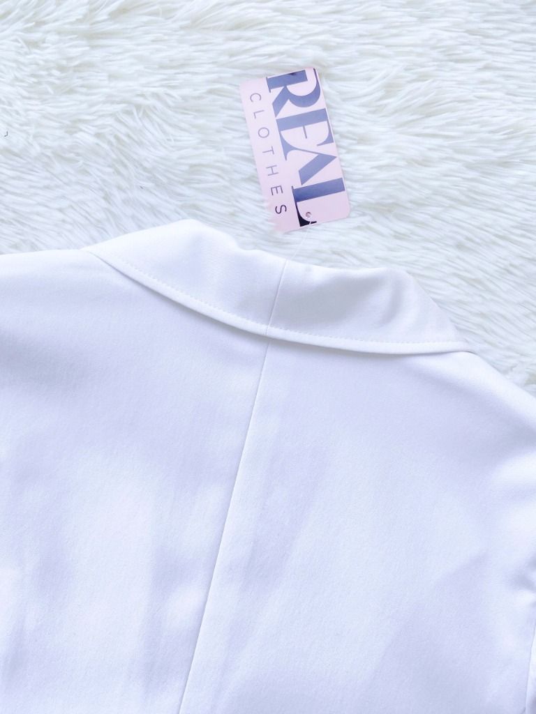 Blazer dài trắng SALE