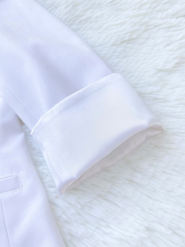 Blazer dài trắng SALE