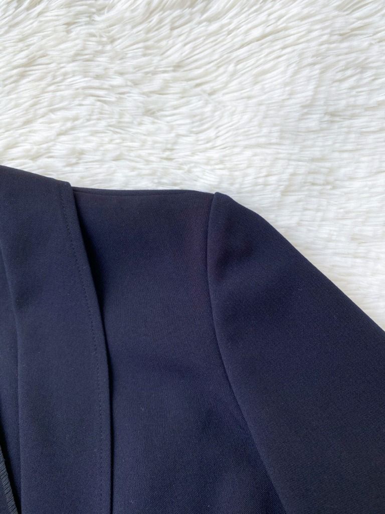 Blazer dài tay dài xanh đen SALE