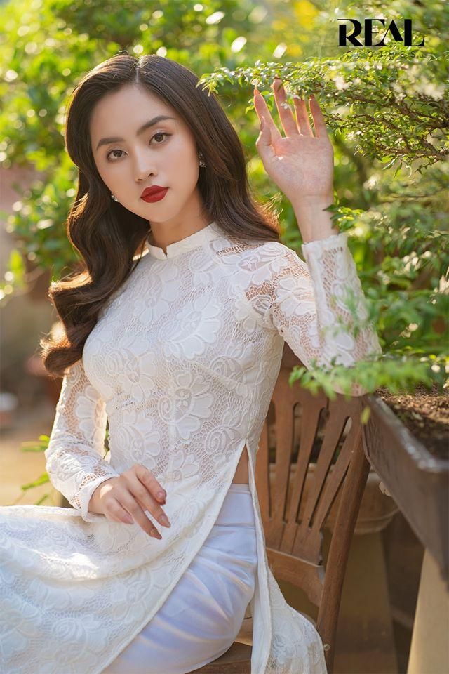 Áo dài ren cẩm chướng SALE