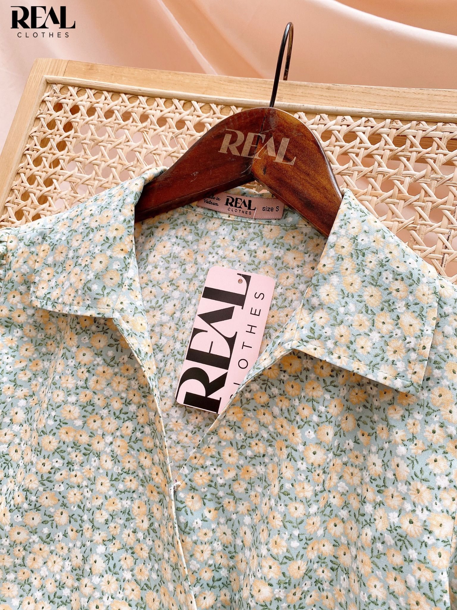 Áo cột eo vườn hoa