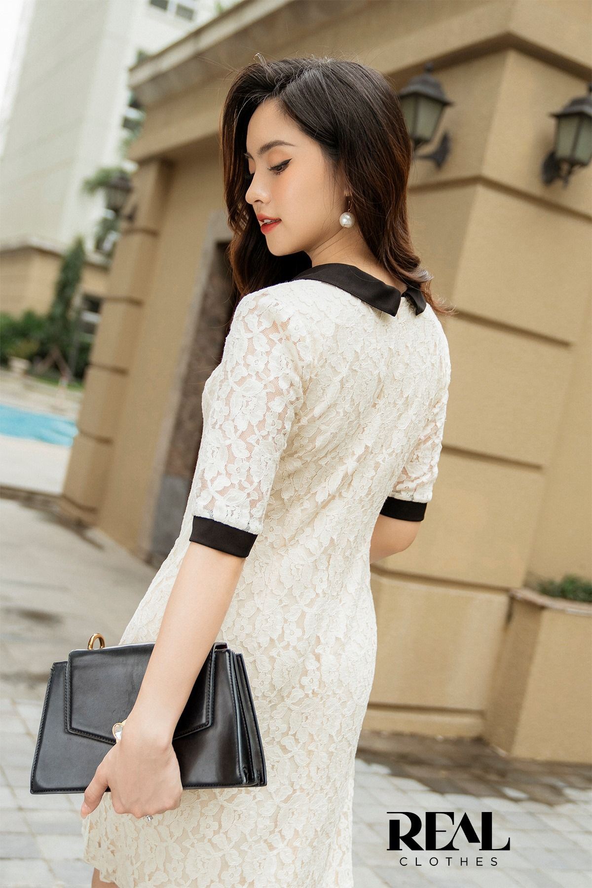 Đầm suông ivy kem