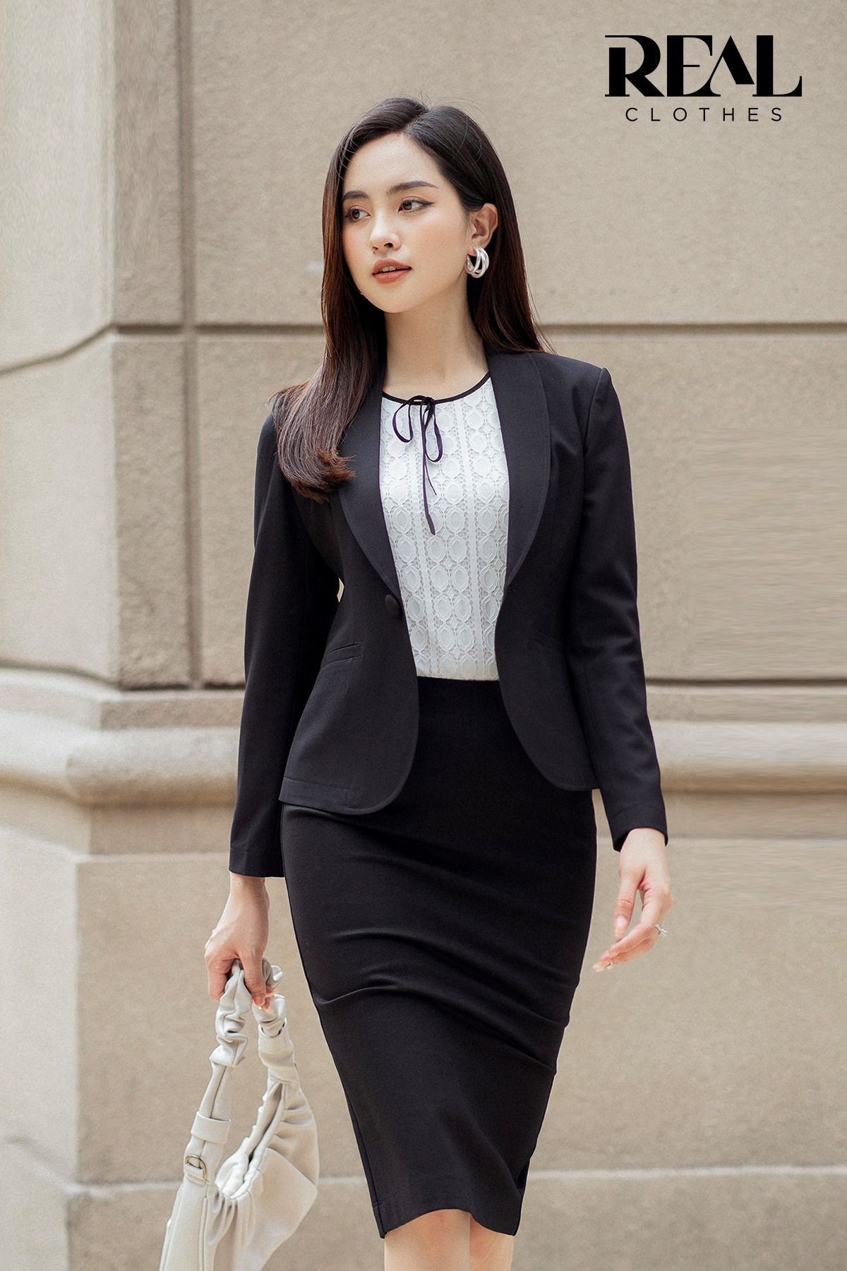 Áo jenny trắng ren sọc