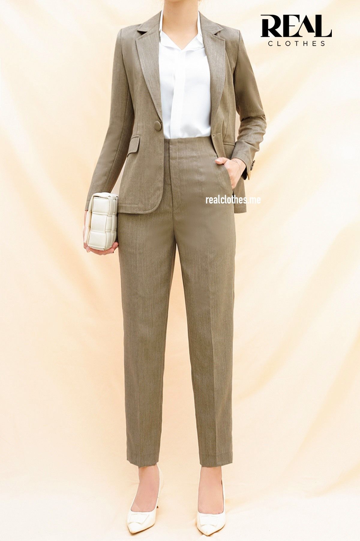 Blazer nâu vàng SALE