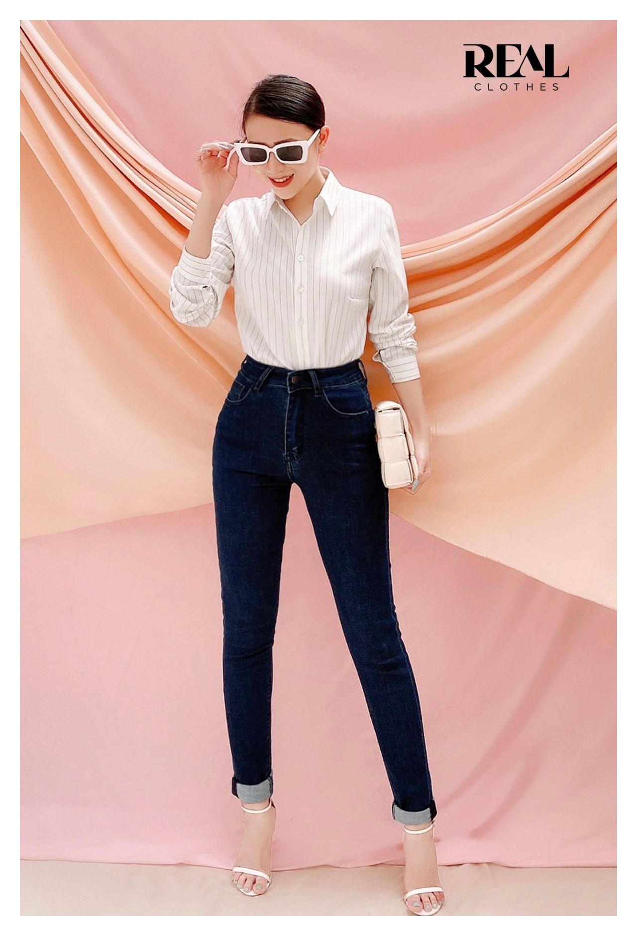 Sơ mi sọc trắng