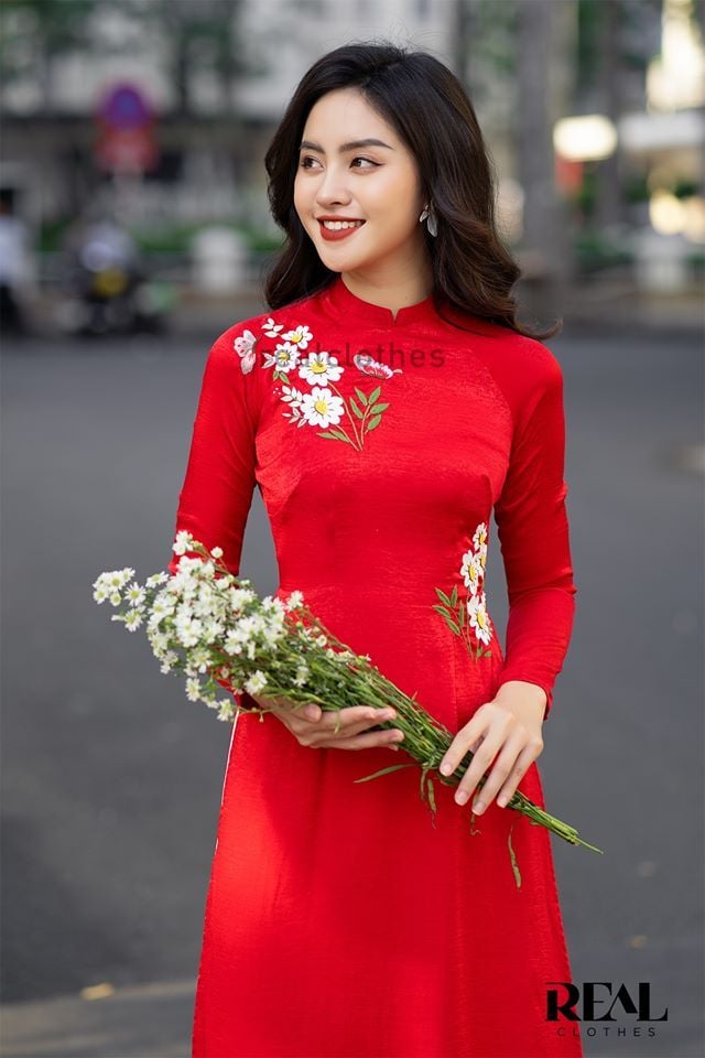Áo dài Xuân Thì đỏ