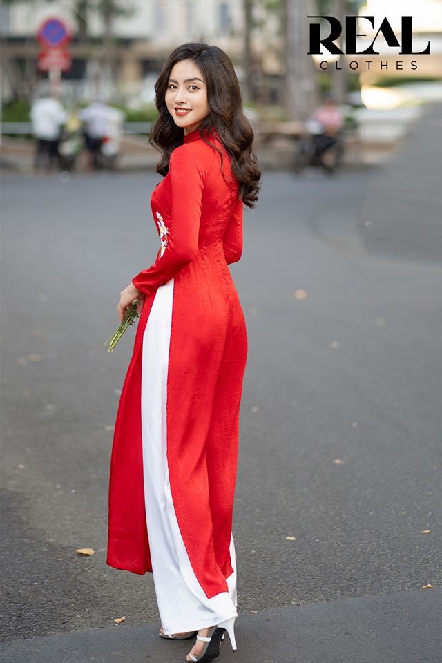 Áo dài Xuân Thì đỏ