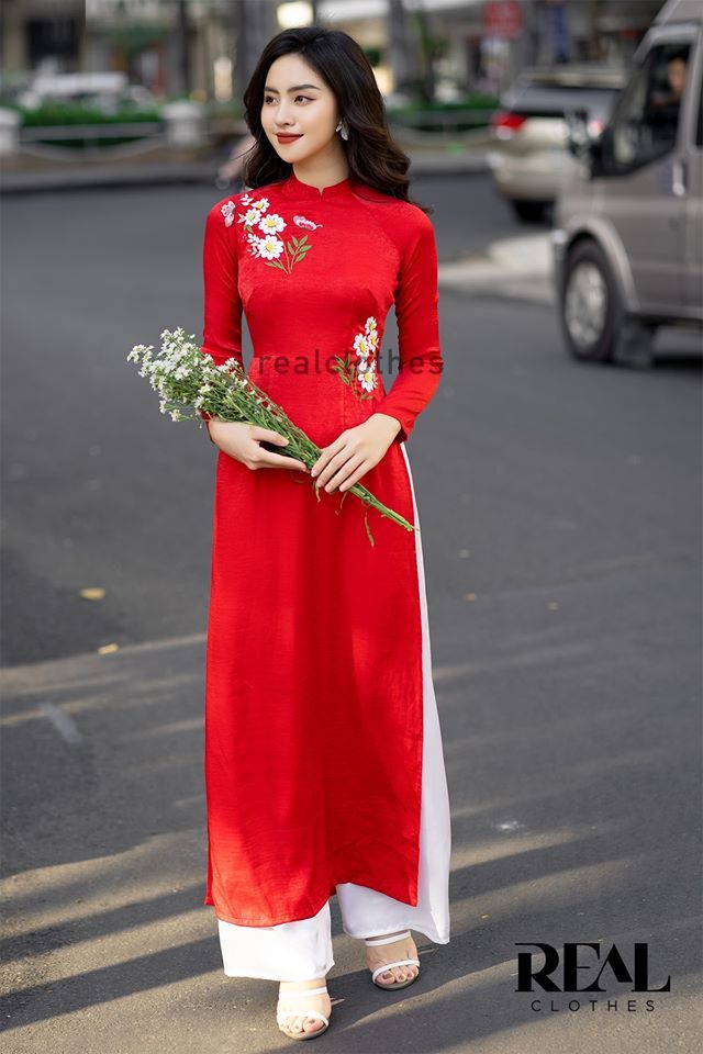 Áo dài Xuân Thì đỏ