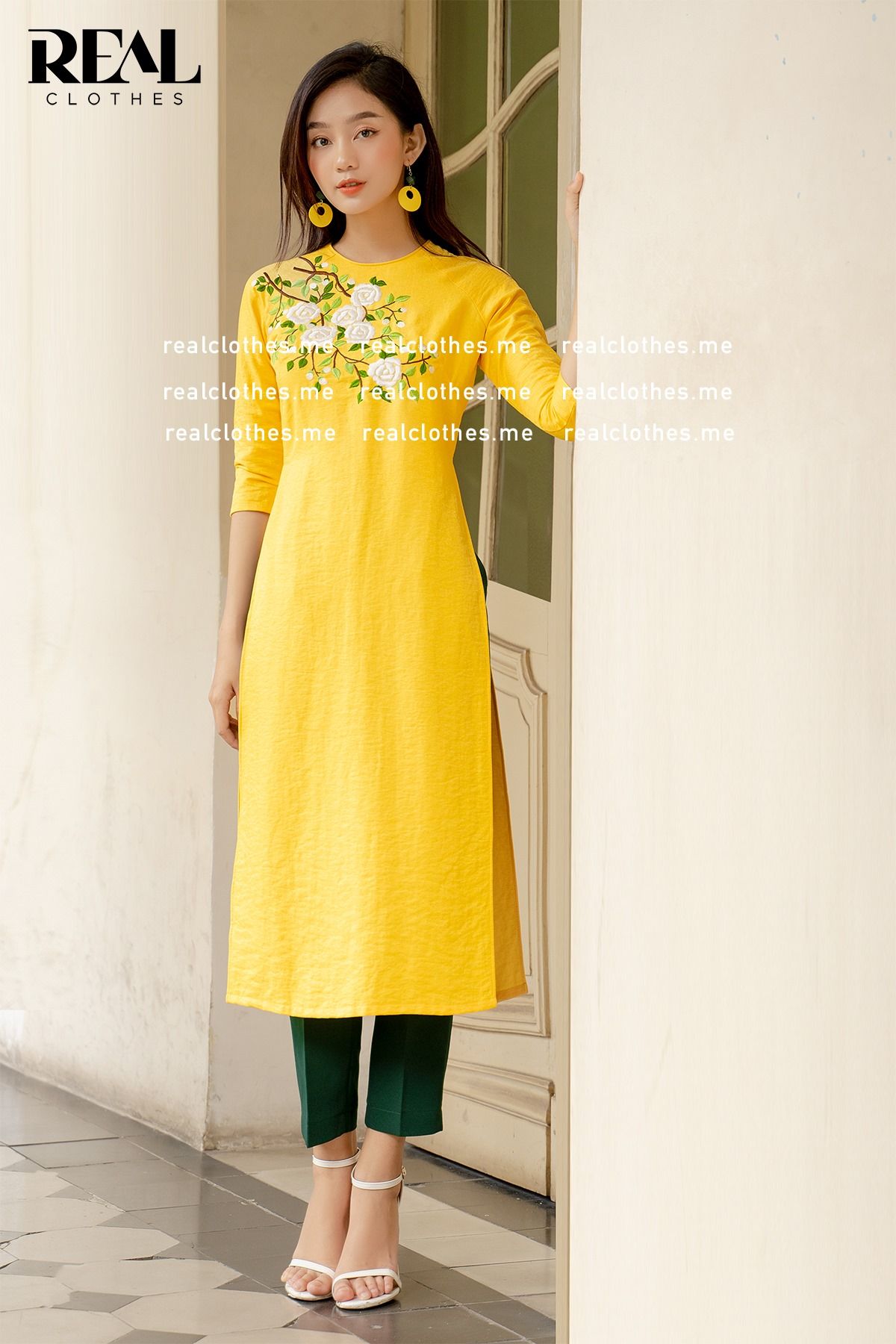 Áo dài Yellow hoa