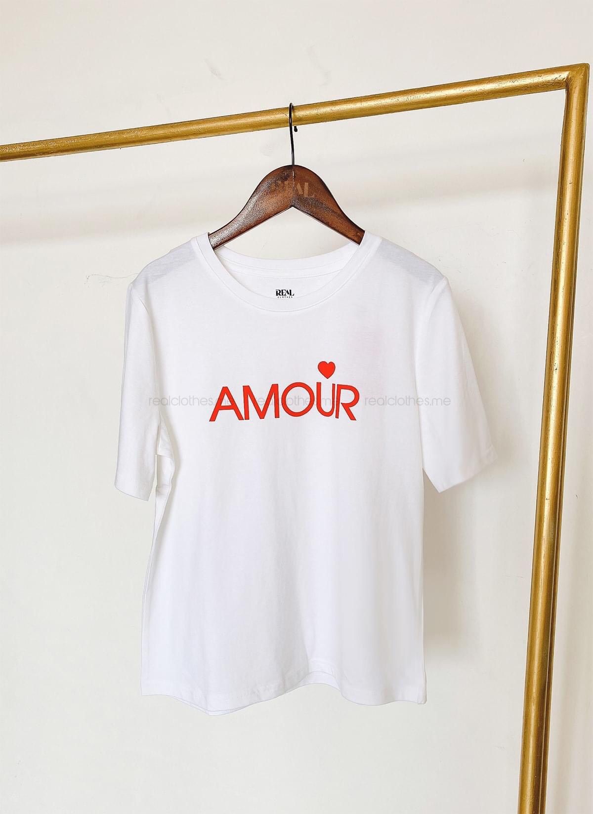 Áo thun amour