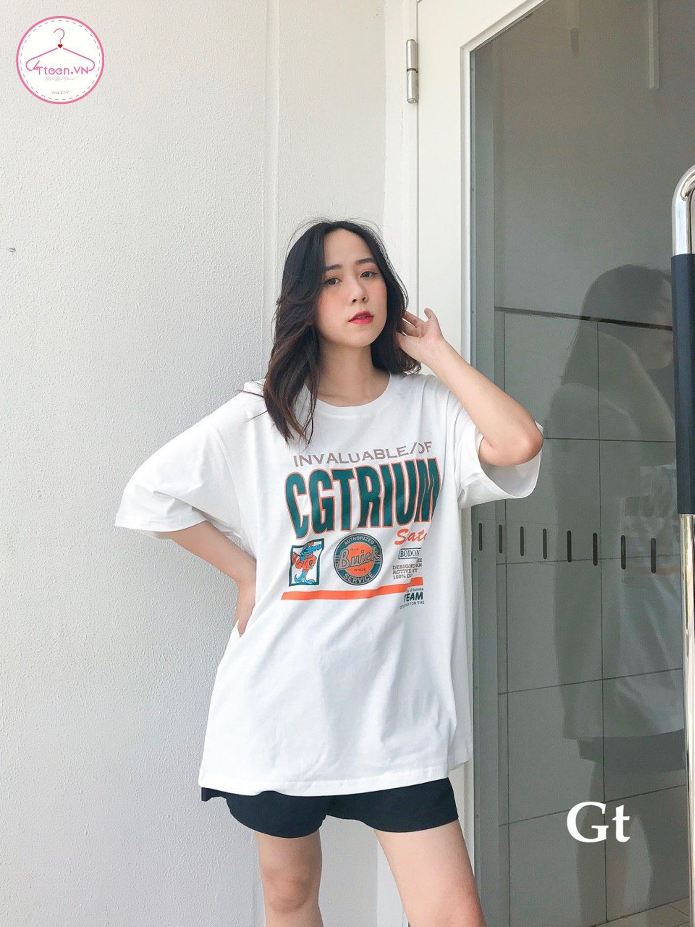 Áo phông nữ form rộng in họa tiết vui nhộn