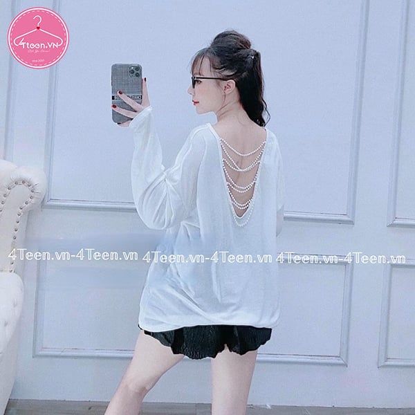Áo thun nữ dáng rộng đan hạt sau lưng
