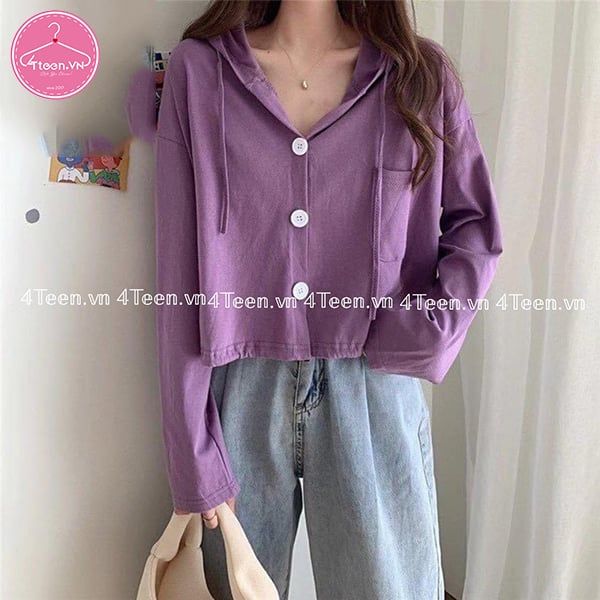 Áo croptop phối mũ dài tay