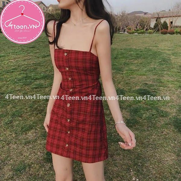 Váy 2 dây kẻ caro dáng ngắn cúc dọc
