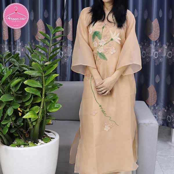 Áo dài cách tân nữ tết 2021