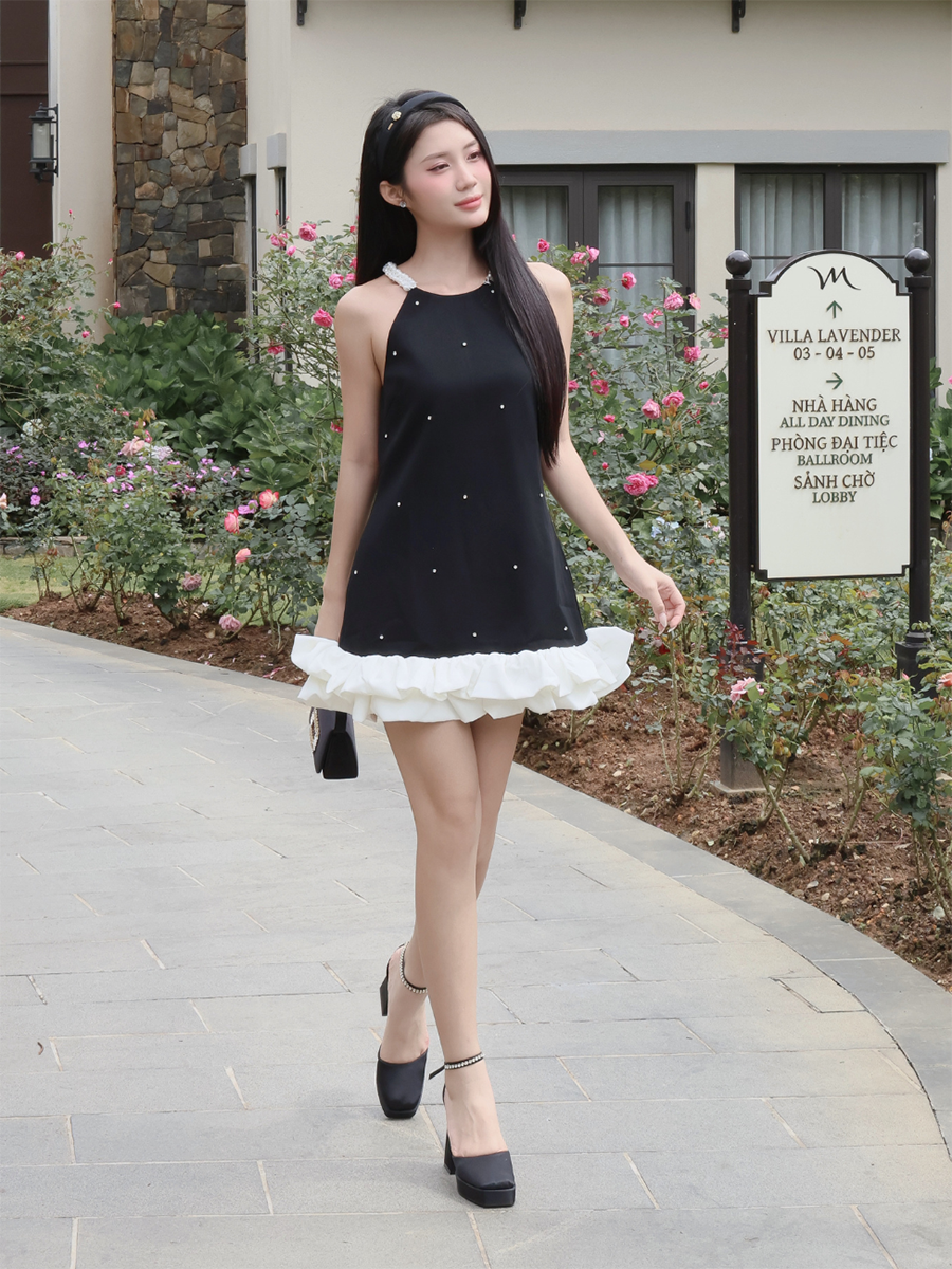 Đầm dự tiệc ngắn xoè A cổ yếm kết ngọc trai viền bèo trắng sang trọng chất cotton tuyết cao cấp-D4194A