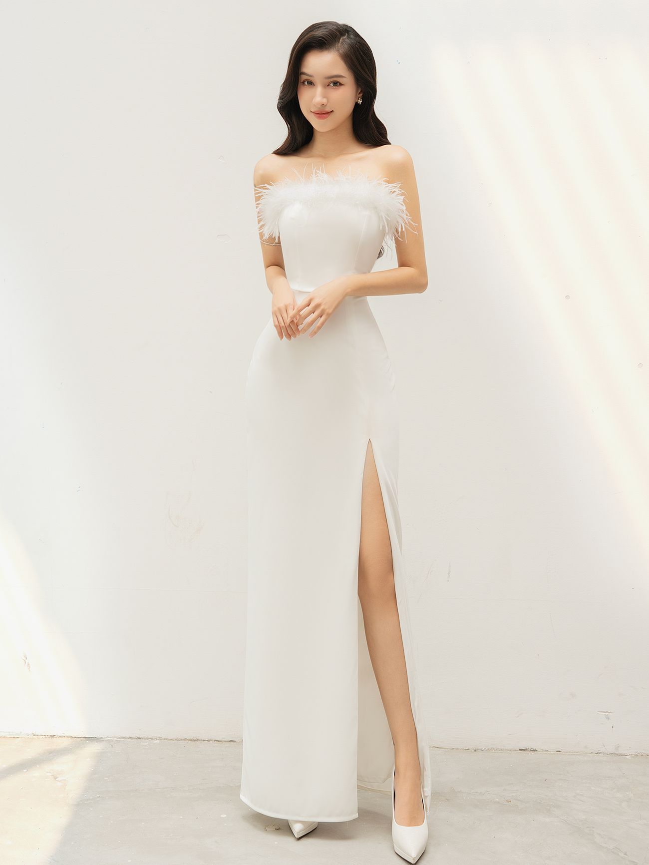 Đầm body dự tiệc phối lông vũ - D1214