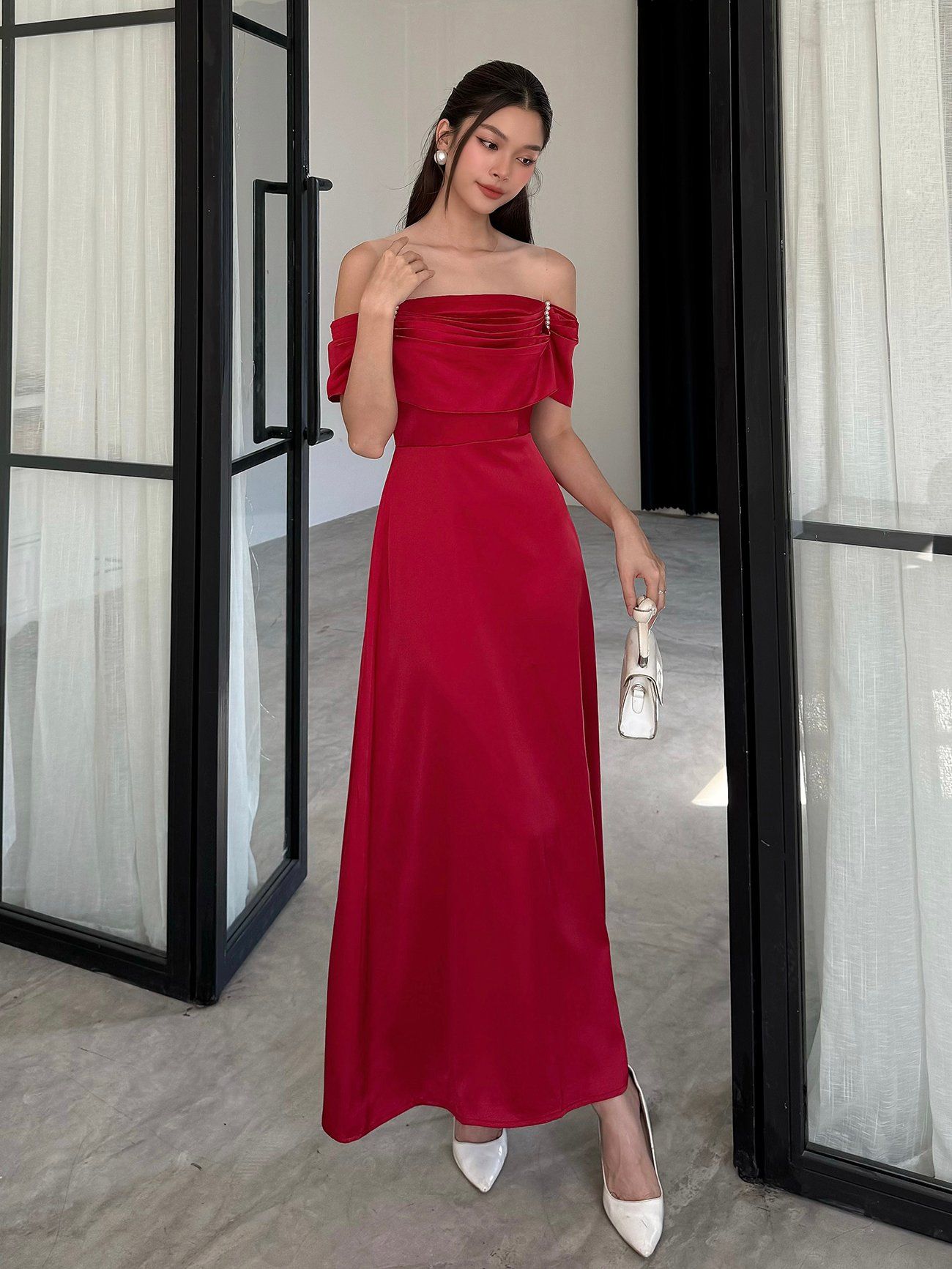 Đầm dự tiệc trễ vai form dài - D746