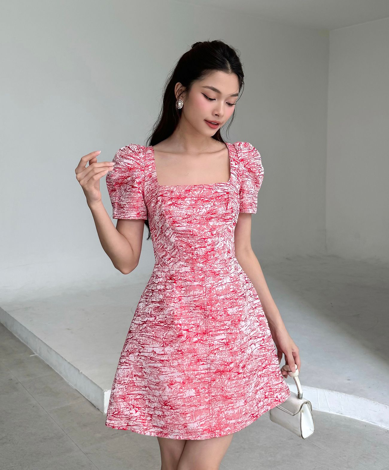 Đầm ngắn tay phồng vải vân đá - D3103