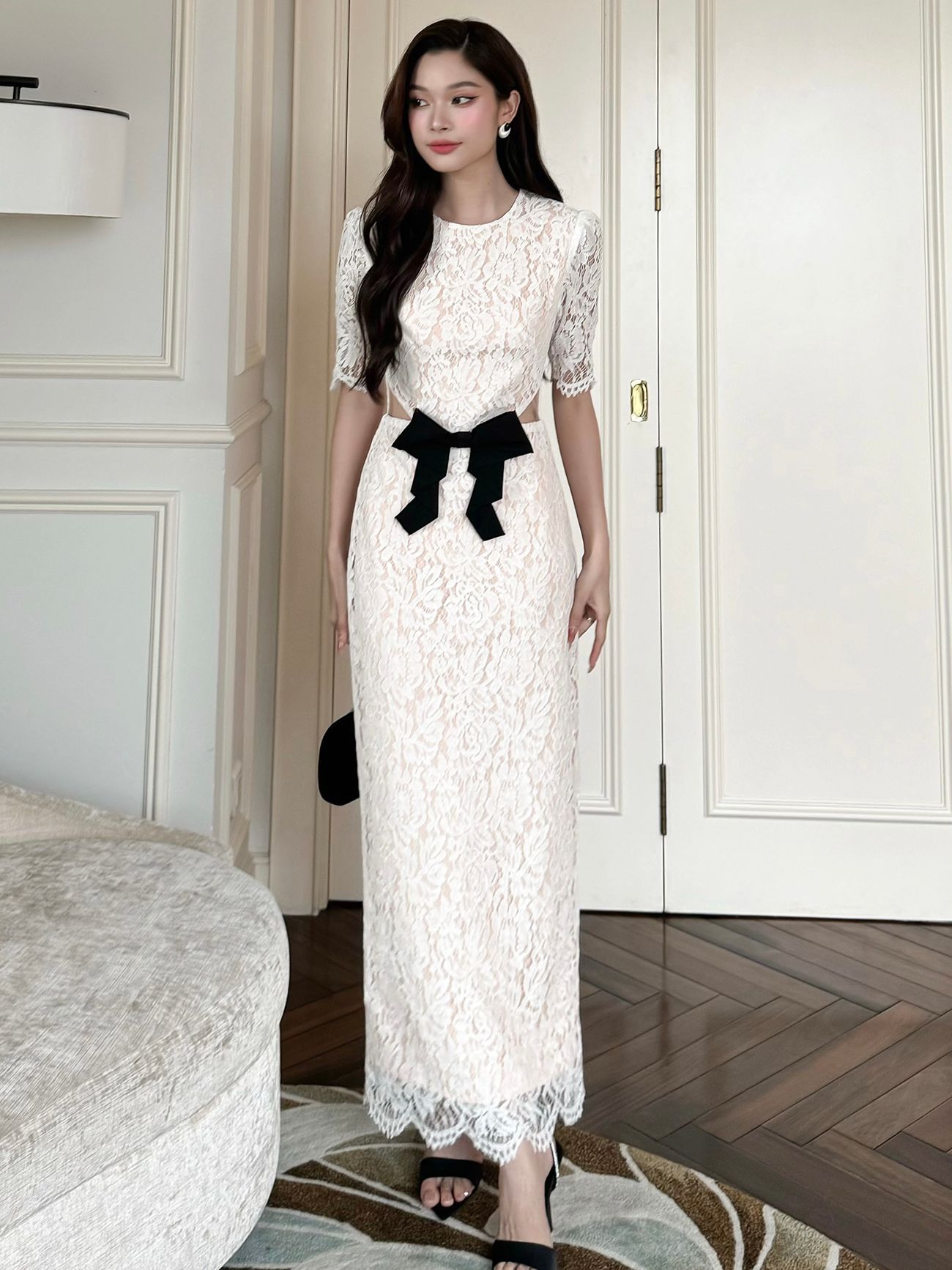 Đầm dự tiệc dài body cổ tròn tay lở cutout eo kèm nơ chất ren hoa cotton-D3987B