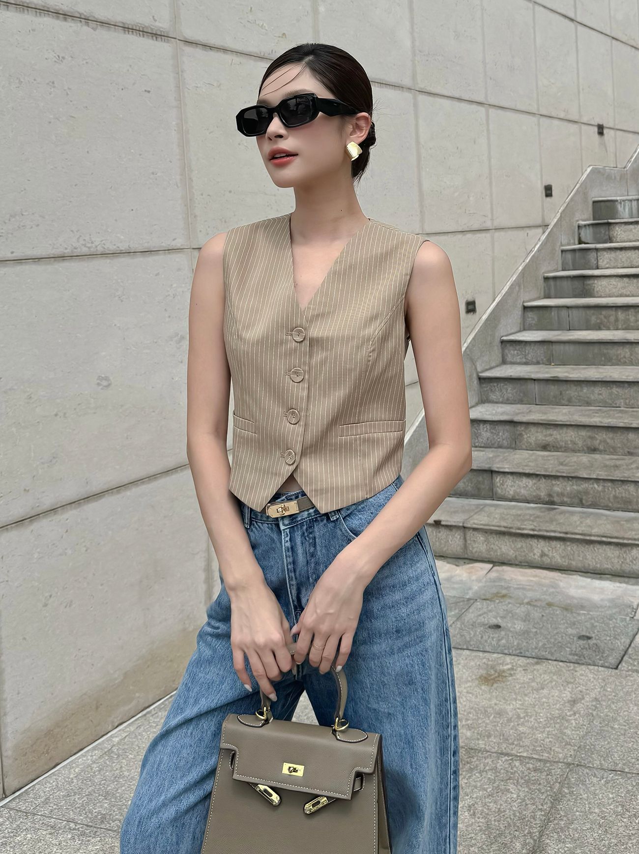 Áo gile sọc phối nút bọc - A3694