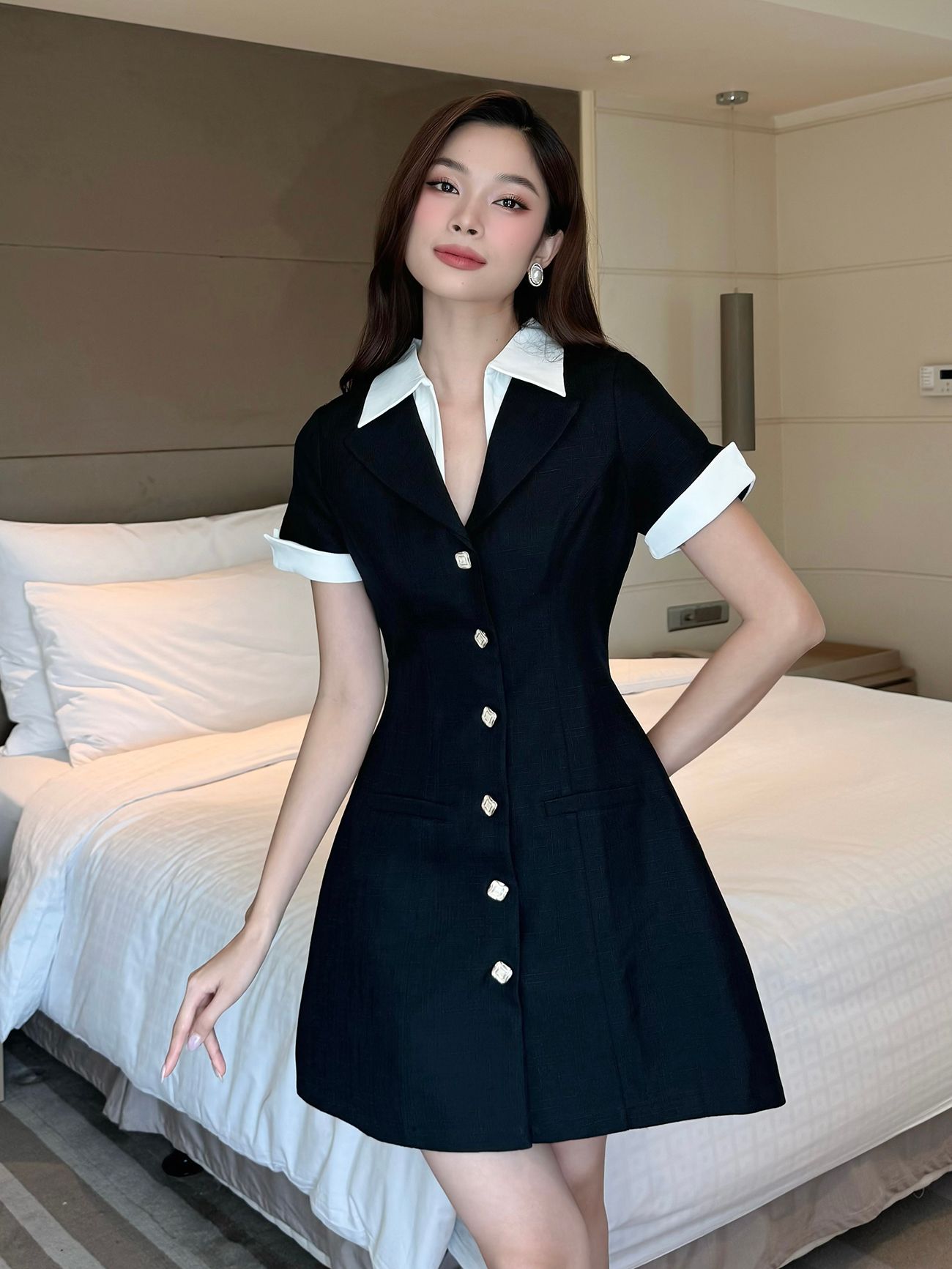 Đầm sơ mi chữ A phối cổ trắng - D3421
