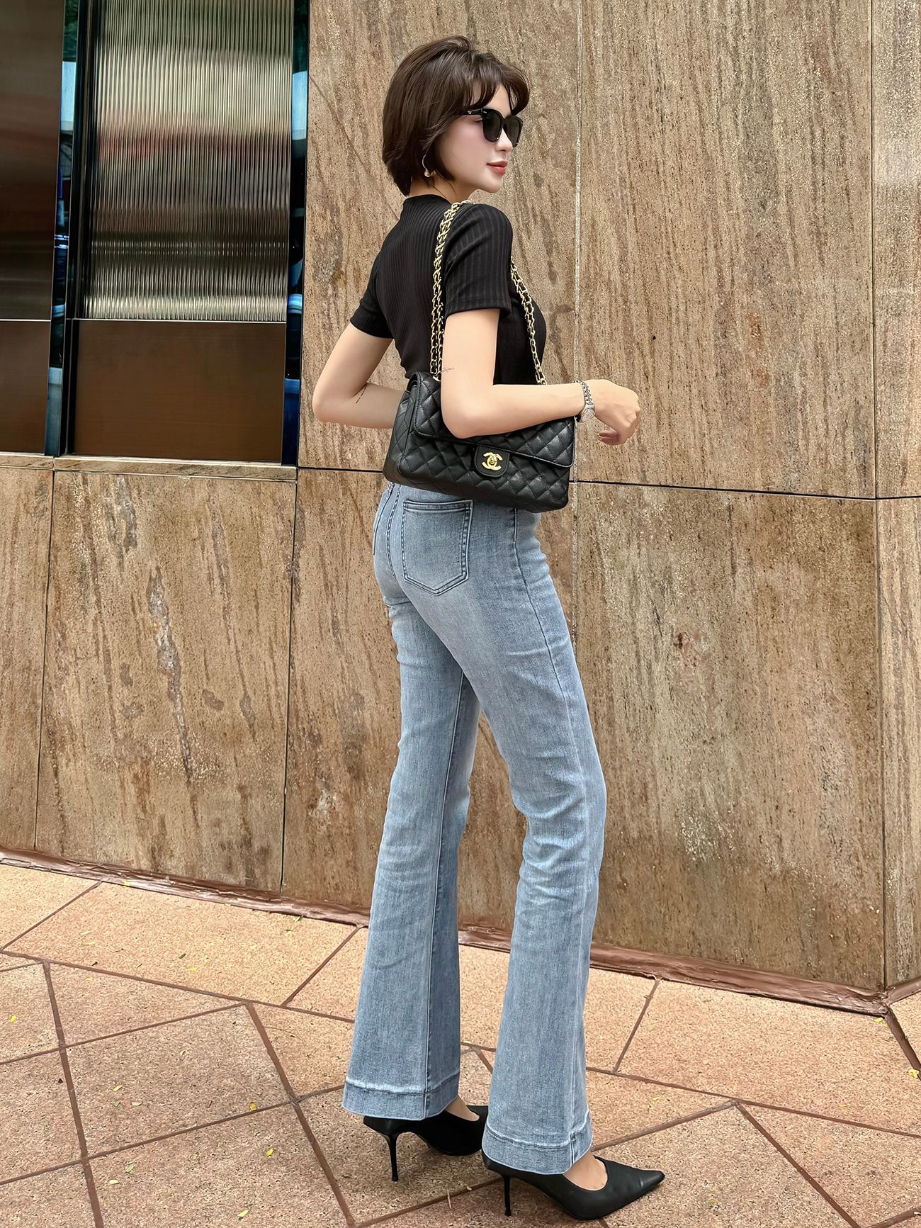Áo thun gân dáng ôm cut out gài khoen tay ngắn.-A3885Q