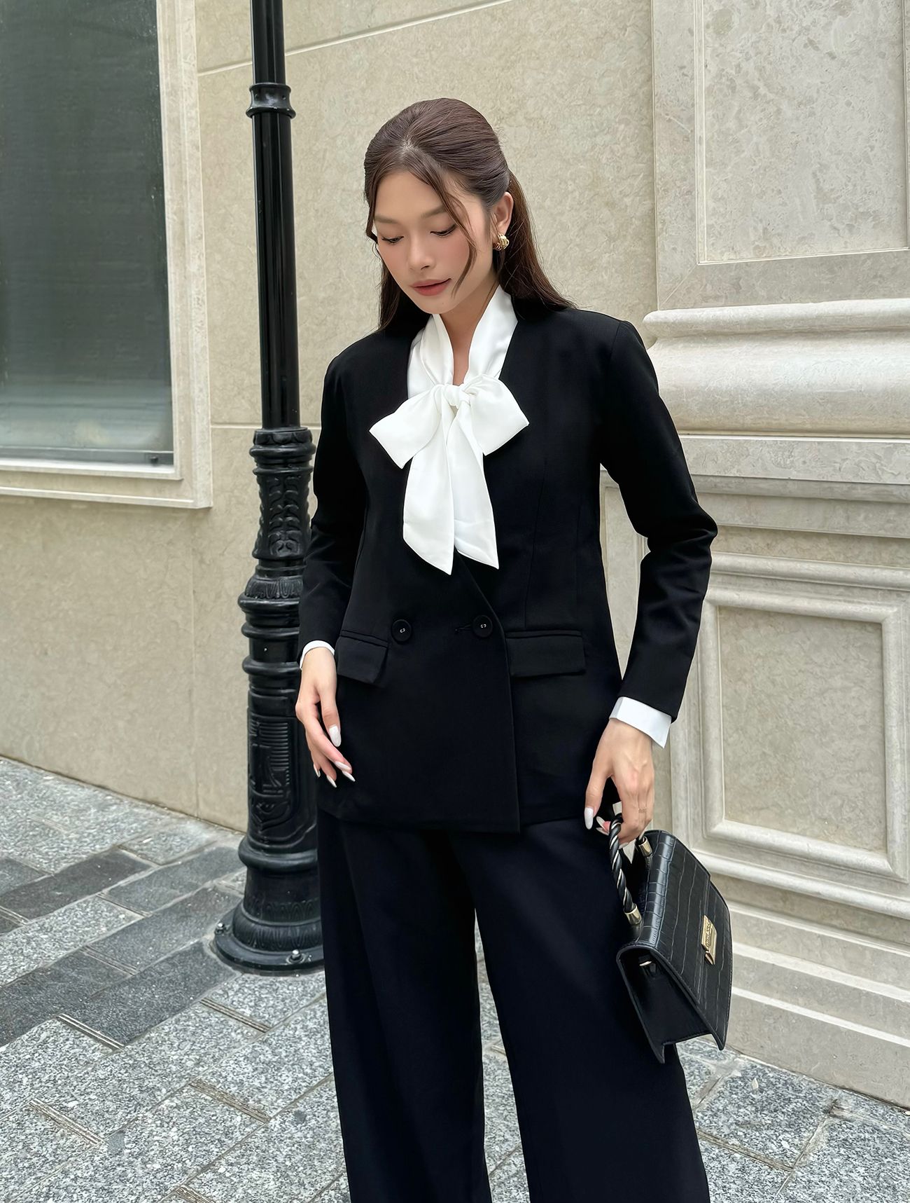 Áo blazer tay dài cổ V - A3617