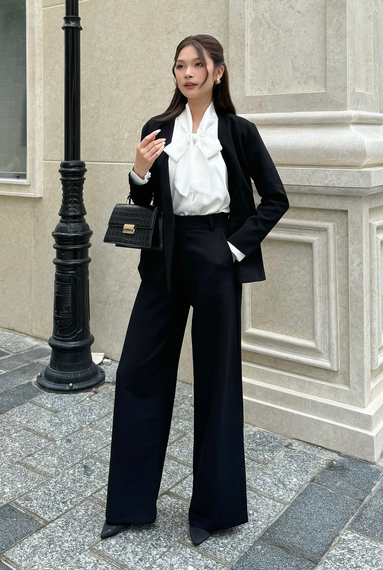 Áo blazer tay dài cổ V - A3617