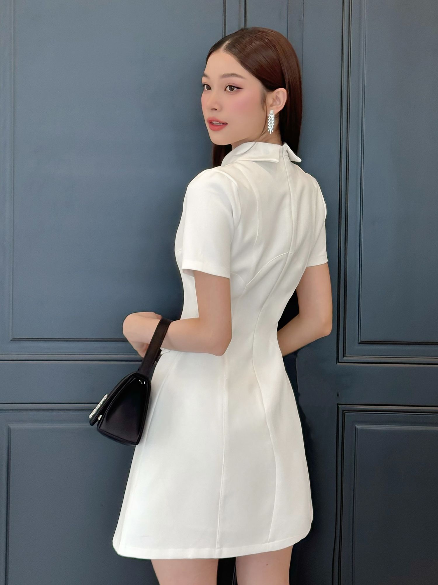 Đầm ngắn công sở phối cổ sơ mi - D3682A