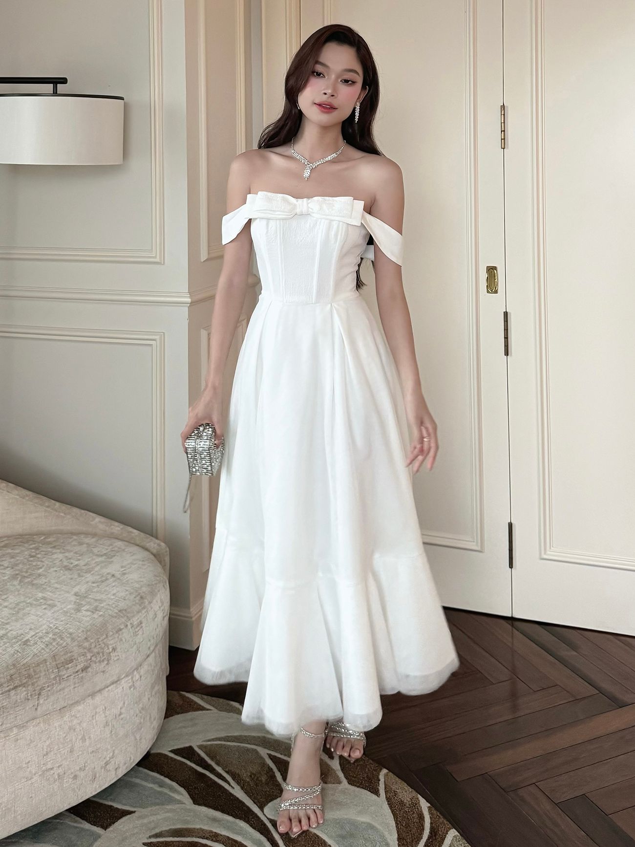 Đầm dự tiệc dài xòe trễ vai chất xô xốp dập phối tùng lưới xòe phồng-D3986A
