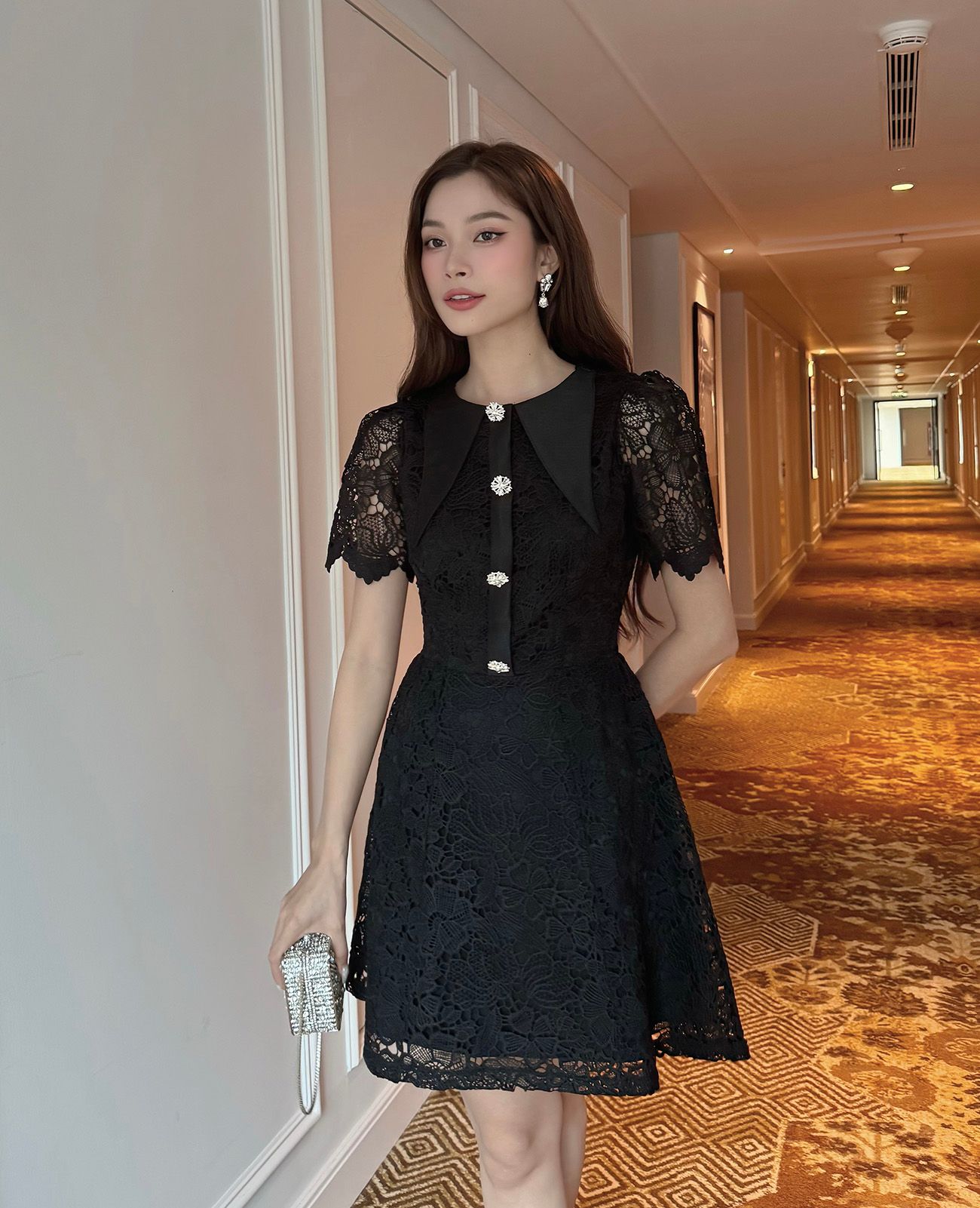 Đầm dự tiệc ngắn ren hoa - D3592