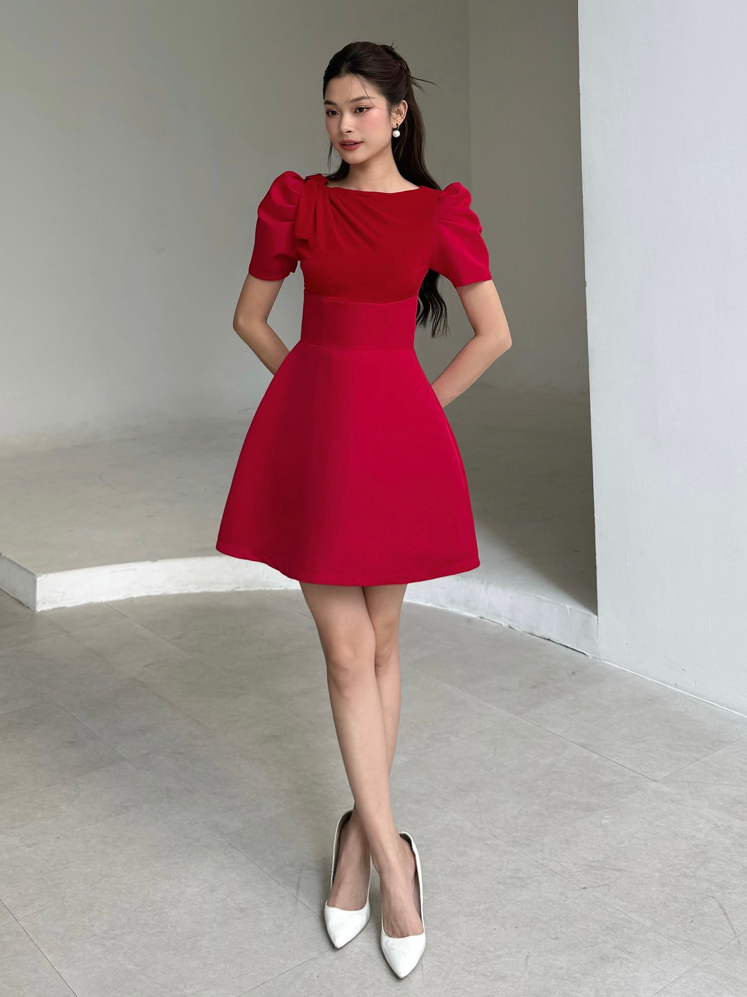 Đầm ngắn cổ thuyền phối nơ vai - D3126