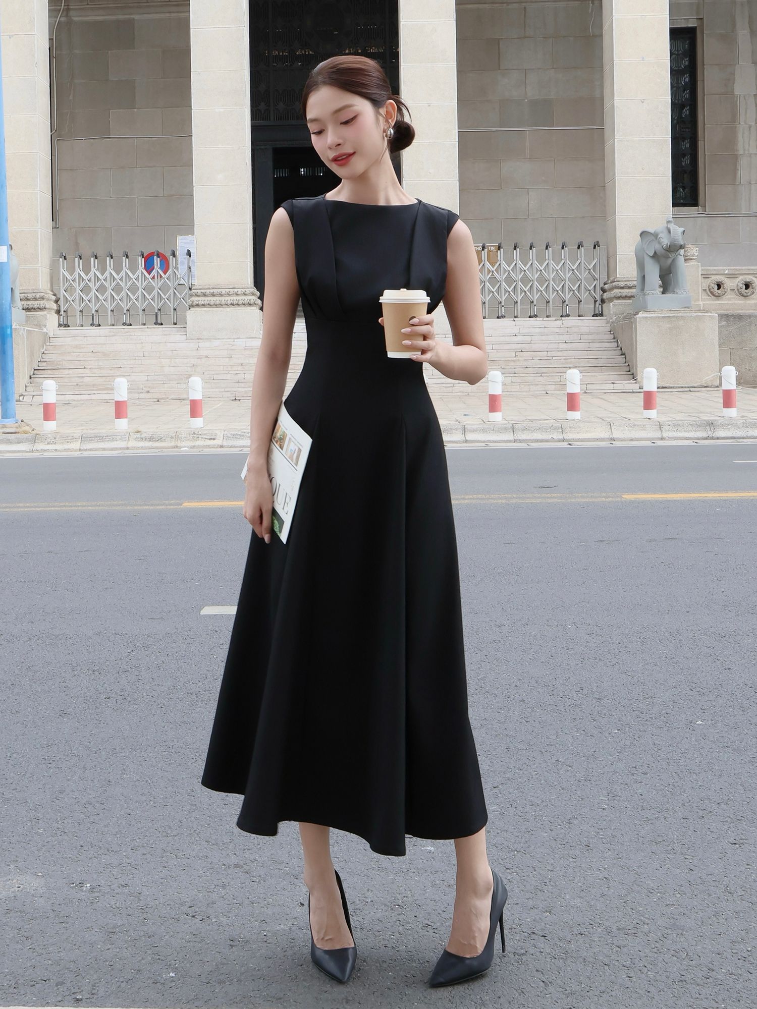 Đầm xòe công sở dài không tay D4391B