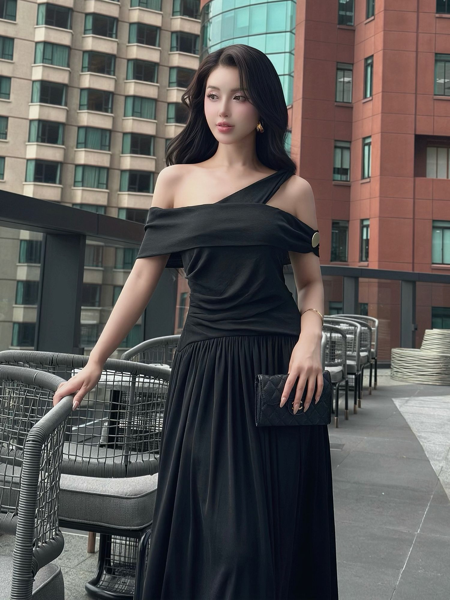 Đầm dài trễ vai tùng váy xếp ly - D4244B