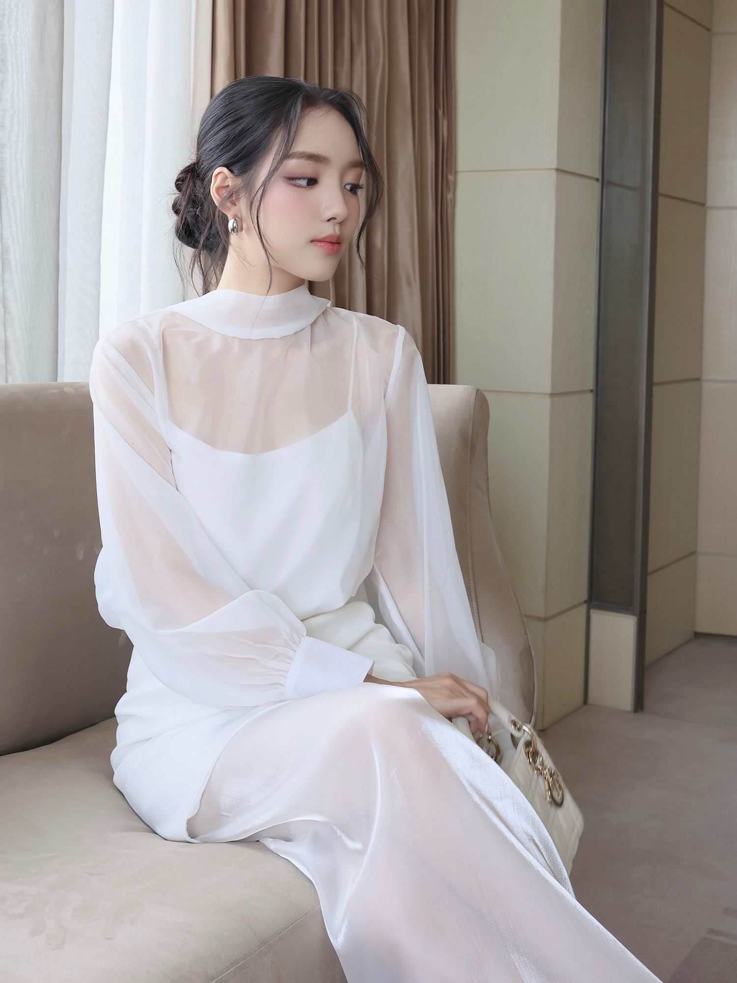Áo 2 dây lụa cát bản nhỏ - A4319T
