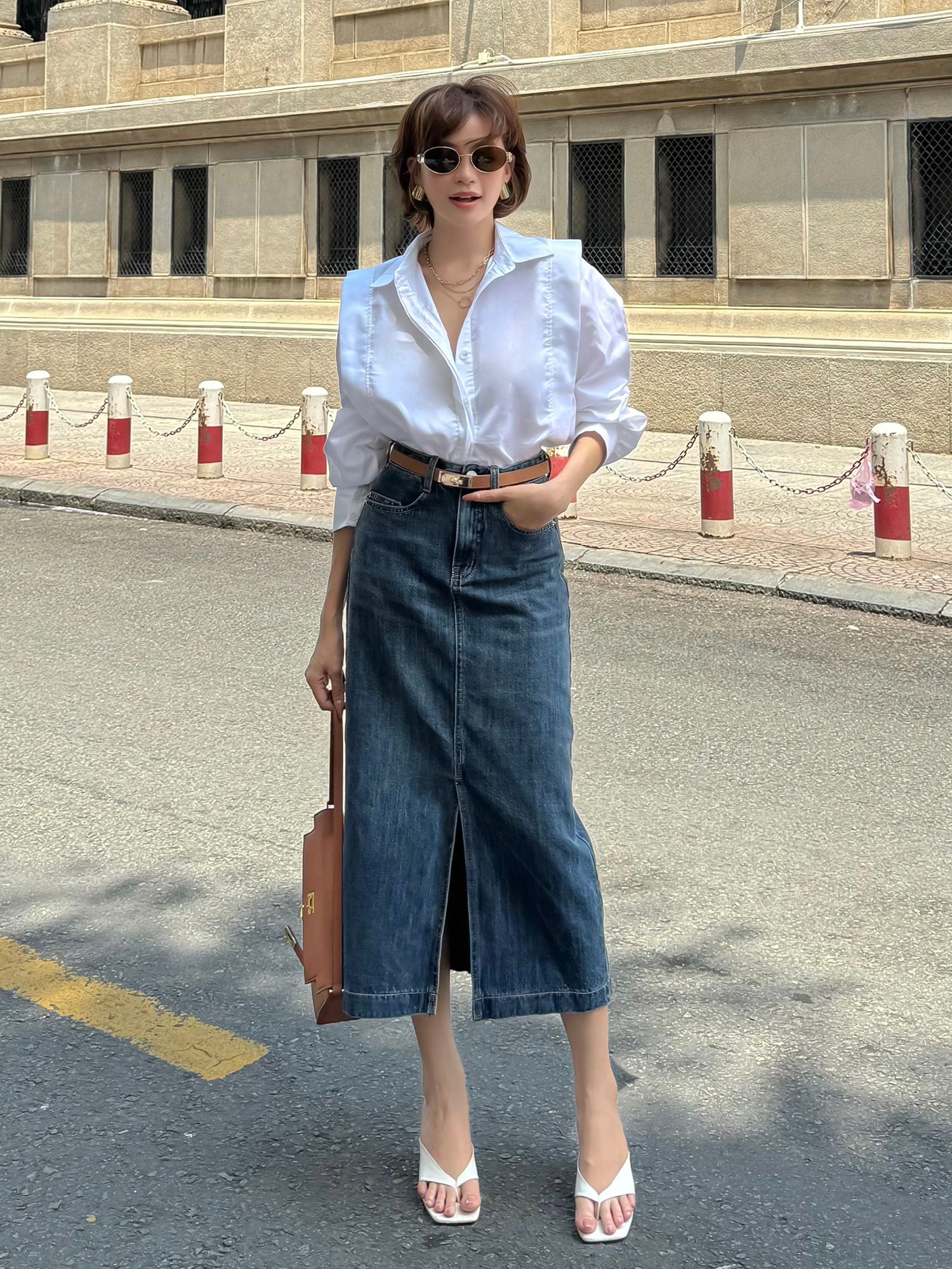 Chân váy jean form dài xẻ trước - V3488