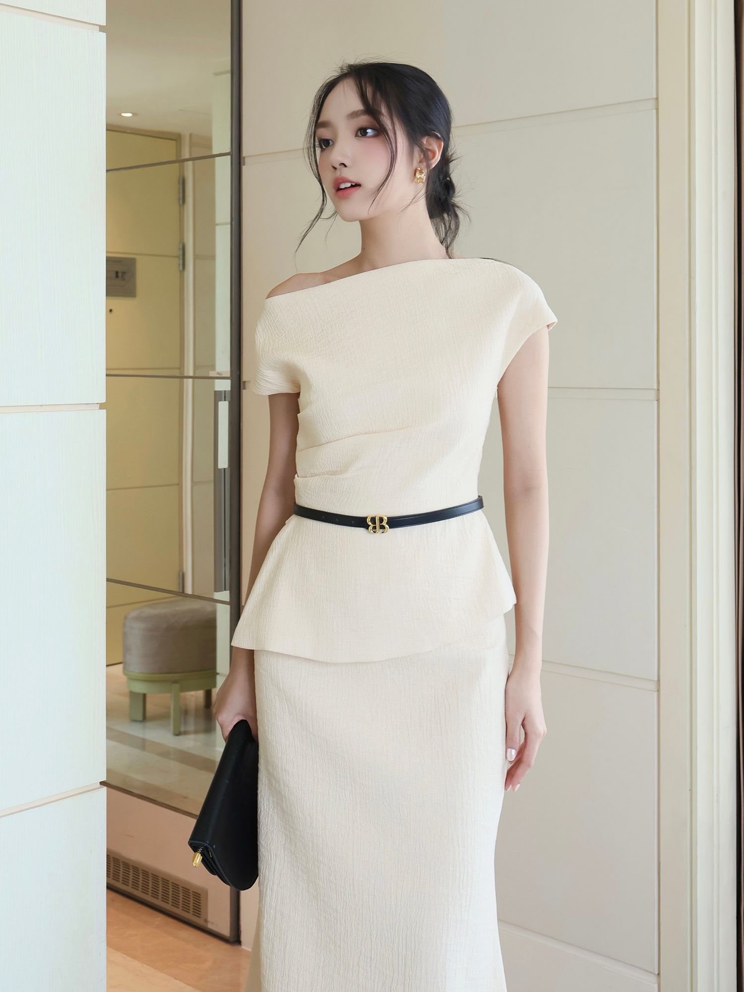 Áo kiểu peplum dự tiệc cổ xéo - A4317B