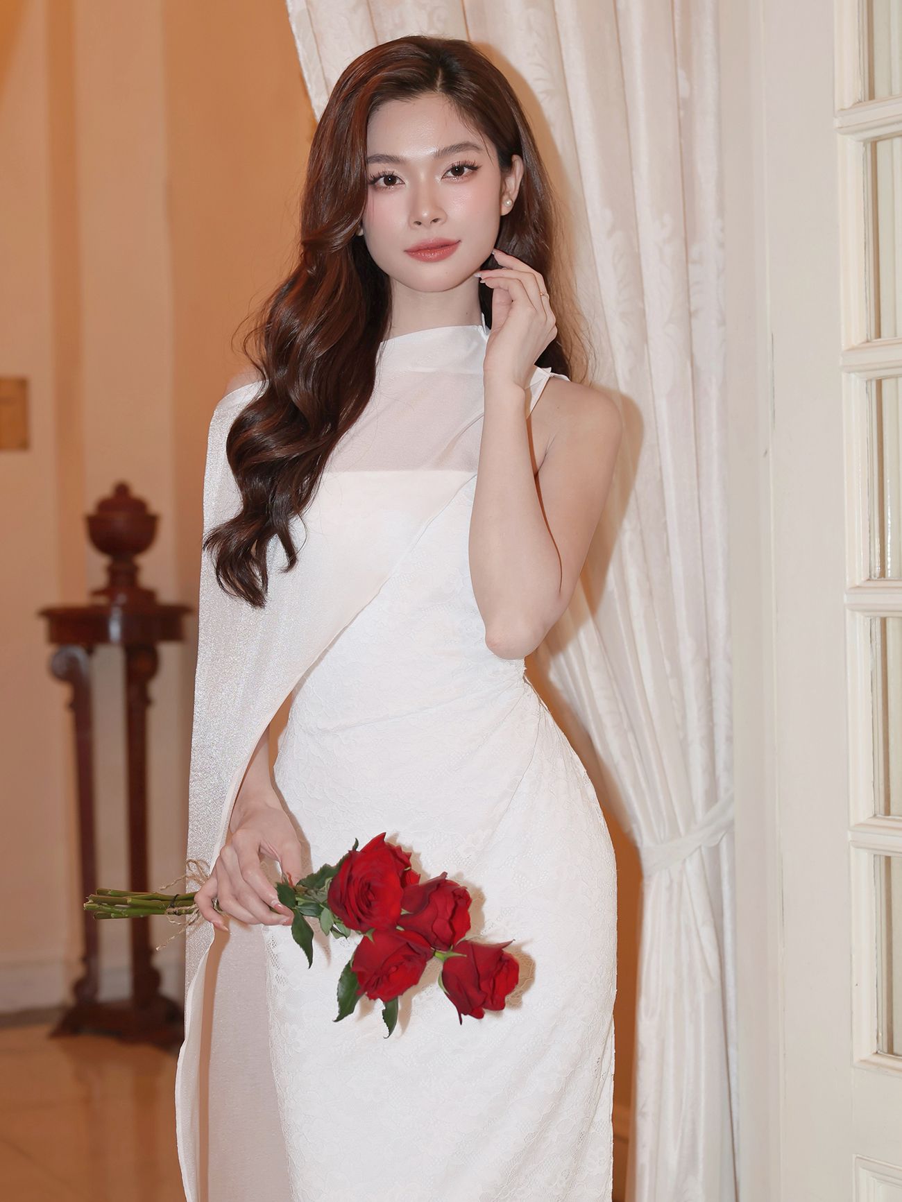 Đầm dự tiệc cúp ngực dáng ôm body phối vạt vai dài chất ren hoa cao cấp-D4242T