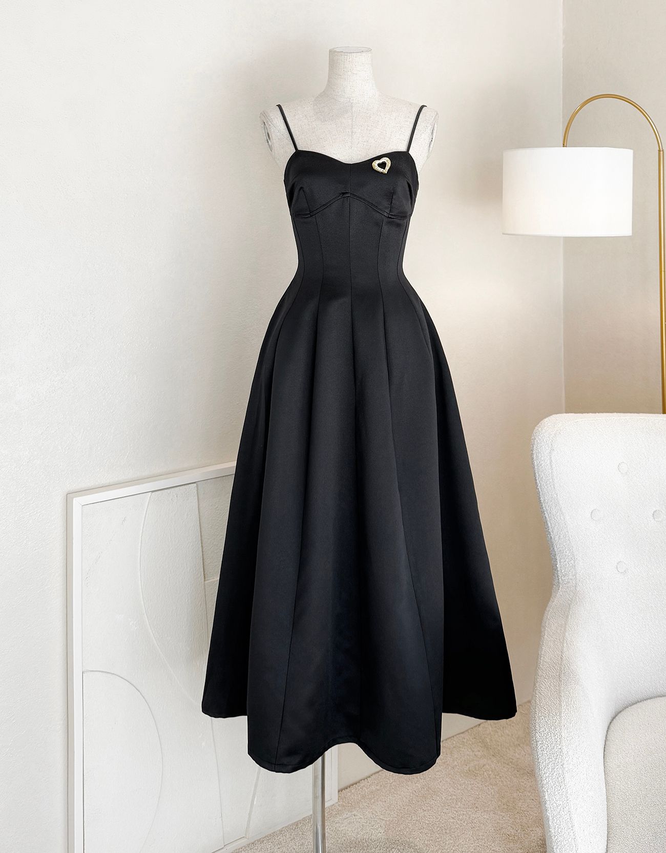Đầm 2 dây xòe dáng dài-D2789