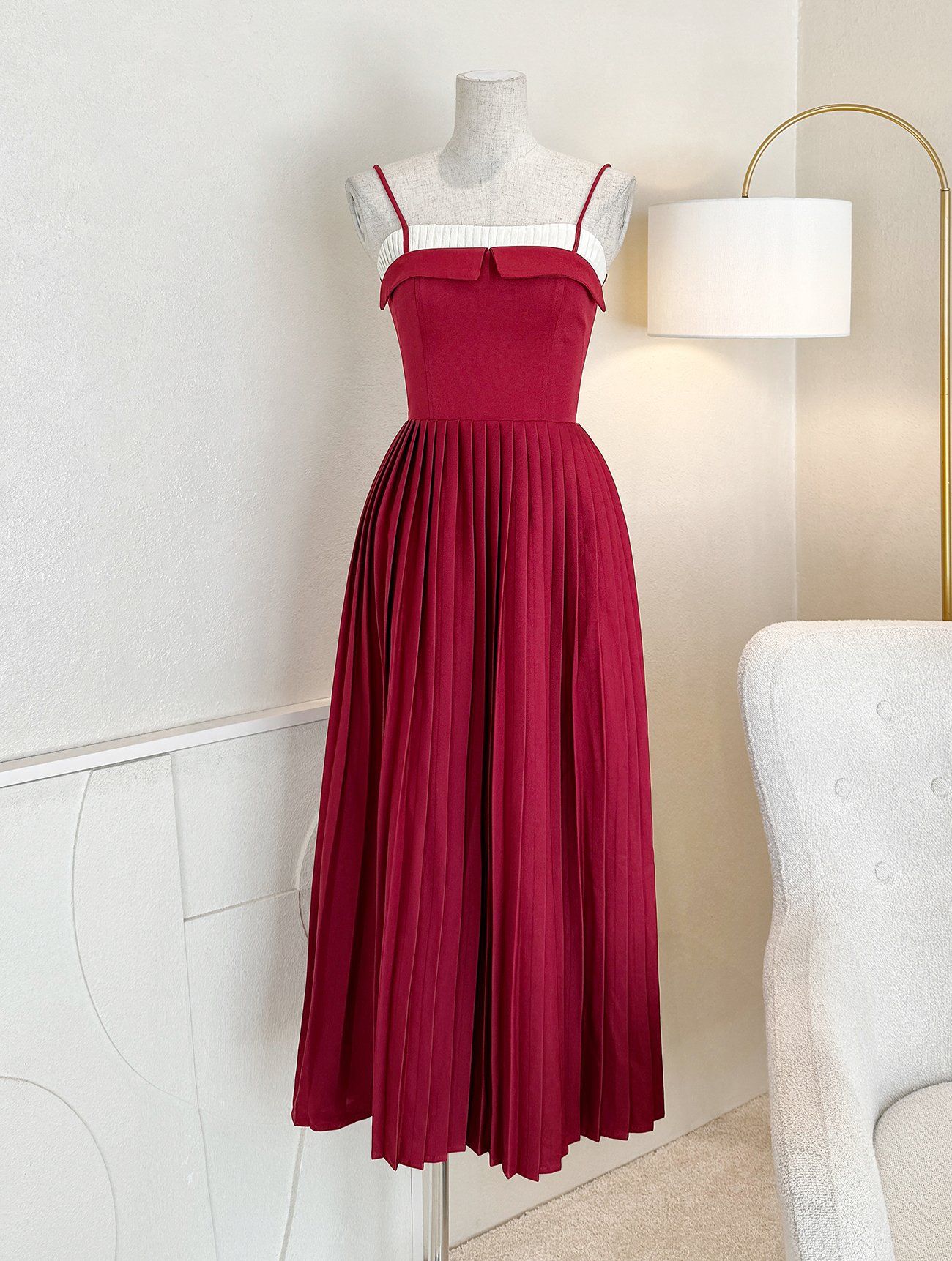 Đầm 2 dây phối tùng xếp ly -D2827