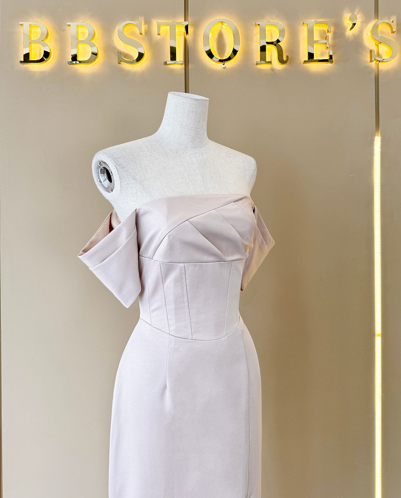 Đầm maxi form body suông xẻ tà phối lưới vai -D3426