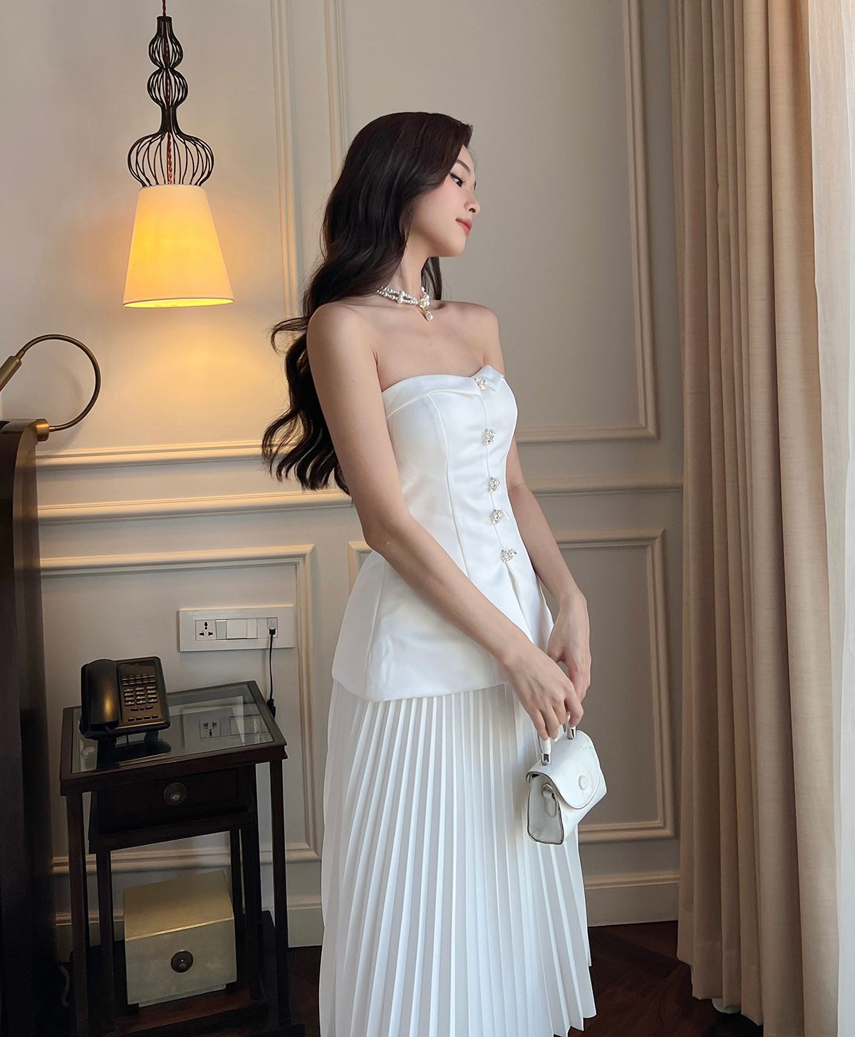 Áo kiểu peplum xẻ tà có cúp ngực - A2607