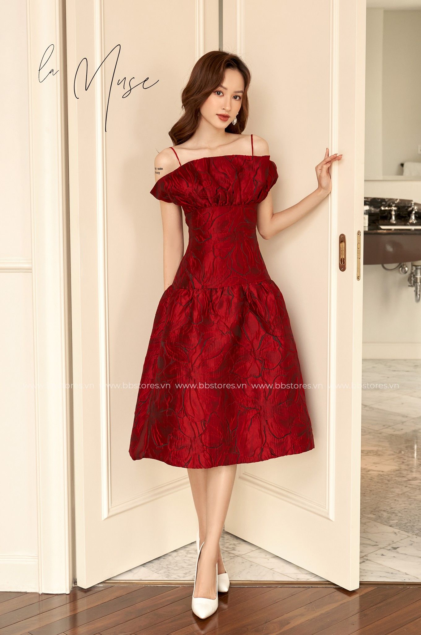 Lesii Dress