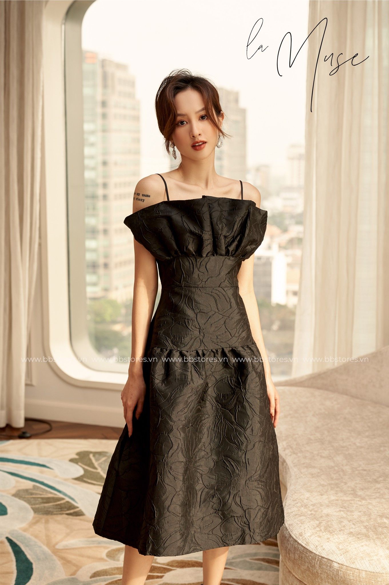 Lesii Dress