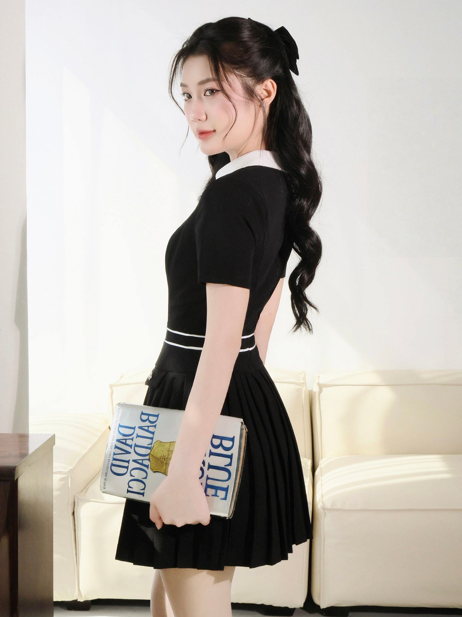 Đầm xoè dạo phố ngắn cổ lá sen D4427A