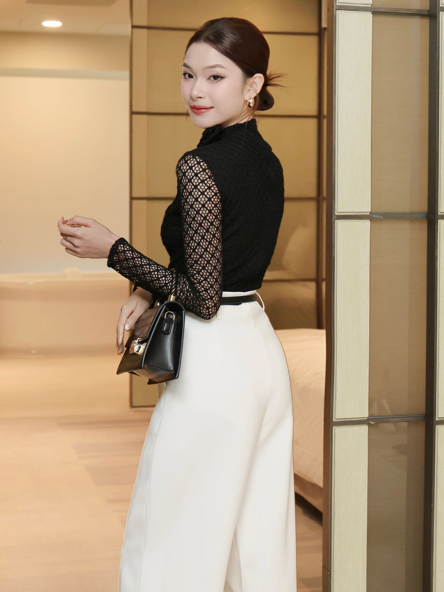 Áo kiểu tiệc cotton lưới kèm hoa A4373N